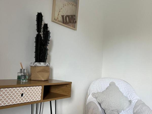 Villa Made : photo 6 de la chambre chambre double supérieure - vue sur piscine