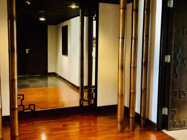 Indra Regent Hotel : photo 4 de la chambre suite familiale