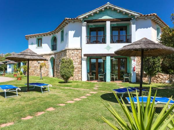 Hotel Stefania Boutique Hotel by the Beach : photo 9 de la chambre chambre double avec terrasse - bâtiment indépendant