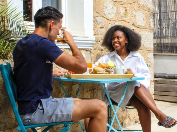 B&B Villa Du Roc Fleuri : photo 4 de la chambre chambre double avec terrasse