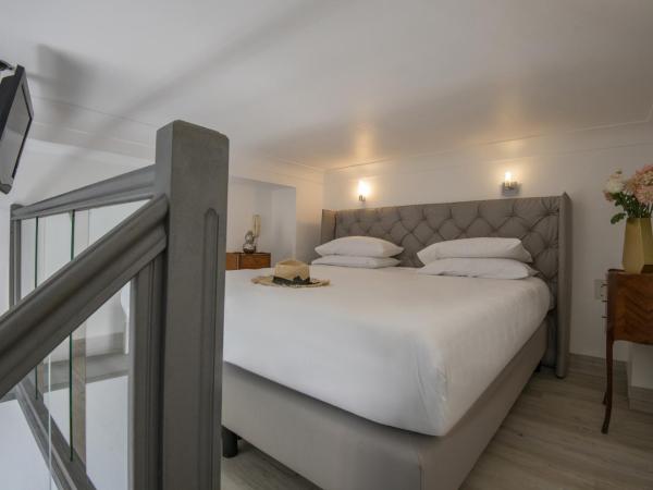 GOLDEN TULIP CANNES HOTEL de PARIS : photo 7 de la chambre chambre quadruple