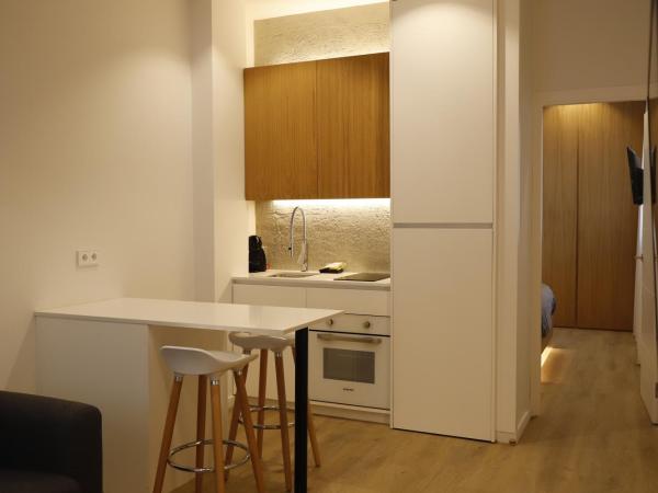 MEDINA HOMES PUENTE ROMANO : photo 3 de la chambre appartement supérieur