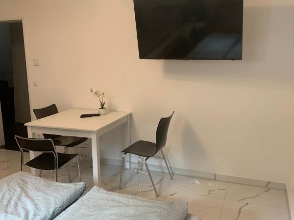 AT-Rooms : photo 3 de la chambre chambre triple