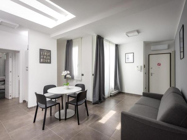 TURINHOMETOWN Residence Apartments : photo 4 de la chambre appartement avec terrasse