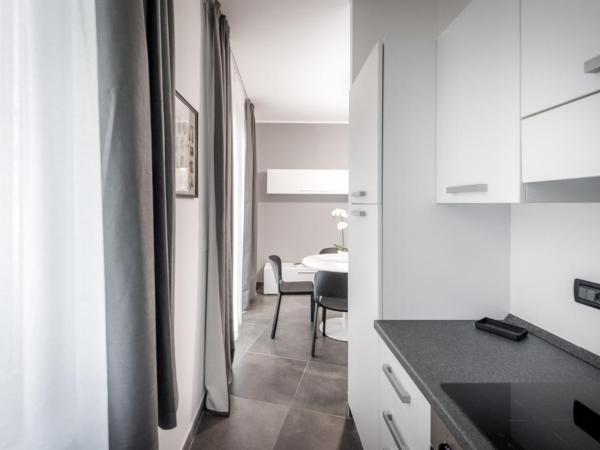 TURINHOMETOWN Residence Apartments : photo 6 de la chambre appartement standard