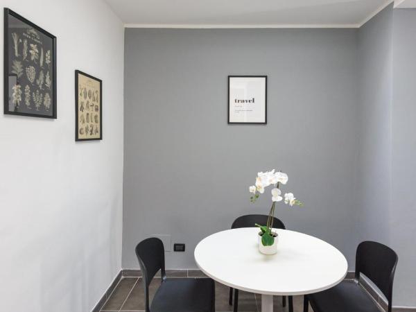 TURINHOMETOWN Residence Apartments : photo 3 de la chambre appartement avec terrasse