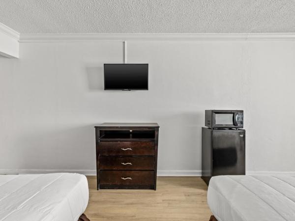 The Reef At Seahaven Beach Resorts : photo 2 de la chambre standard room with microwave/fridge