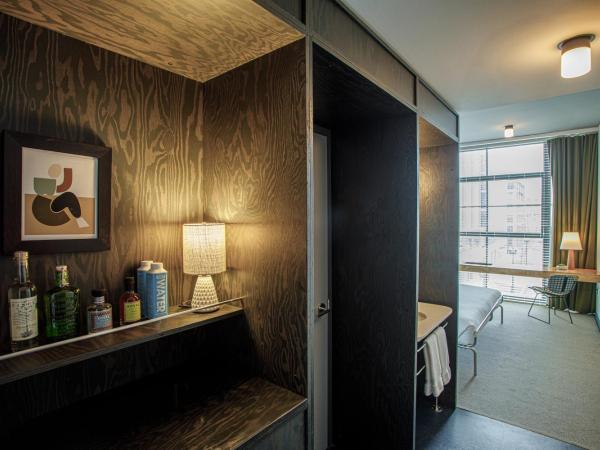 The Emily Hotel : photo 1 de la chambre chambre lit king-size deluxe