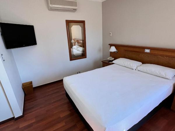 Bristol Hotel : photo 8 de la chambre habitaciÓn estandar - cama grande - vista ciudad