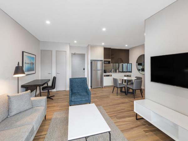 Meriton Suites Coward Street, Mascot : photo 5 de la chambre suite 1 chambre lit king-size deluxe