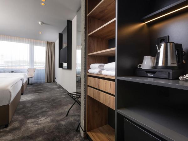 OREA Congress Hotel Brno : photo 7 de la chambre chambre deluxe double ou lits jumeaux