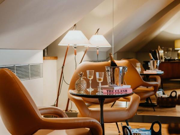 DO & CO Hotel München : photo 3 de la chambre suite avec terrasse