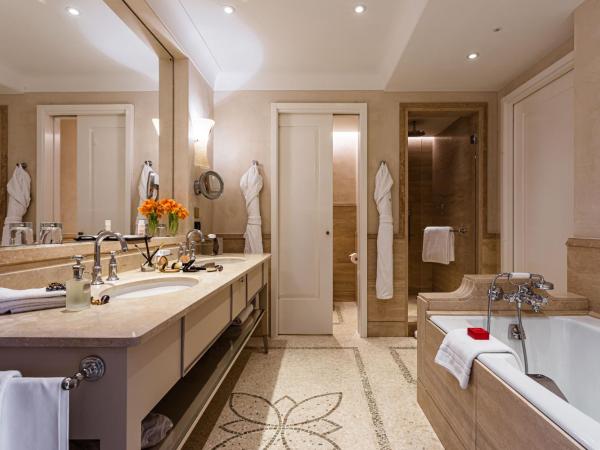 Palazzo Parigi Hotel & Grand Spa - LHW : photo 4 de la chambre suite prestige panoramique