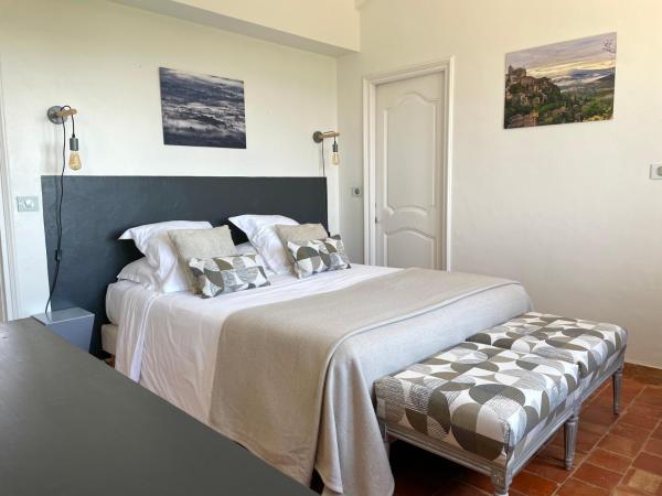 Domaine de l'Enclos : photo 1 de la chambre chambre double supérieure