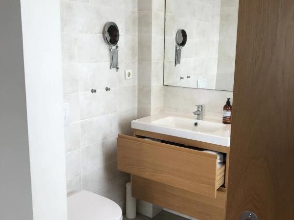 Snorri's Guesthouse : photo 7 de la chambre chambre double deluxe avec balcon