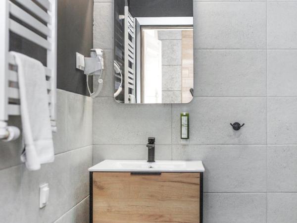 Kamienica Morska Gdynia : photo 8 de la chambre chambre double supérieure