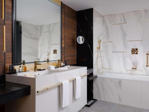 Radisson Collection Hotel, Warsaw : photo 5 de la chambre suite présidentielle avec accès au salon