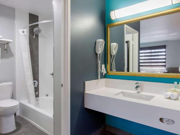 Quality Inn Near Hollywood Walk of Fame : photo 6 de la chambre chambre standard avec 2 lits doubles - non-fumeurs