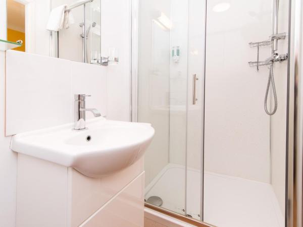 The Linden Leaf Rooms - Classy & Stylish : photo 7 de la chambre chambre deluxe