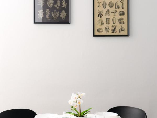 TURINHOMETOWN Residence Apartments : photo 8 de la chambre appartement avec terrasse