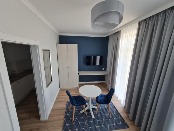 Villa Babette - Ubernachtung, Parkplatz, Kurtaxe, Wifi, Aufraumung - Alles im Preis! : photo 4 de la chambre appartement