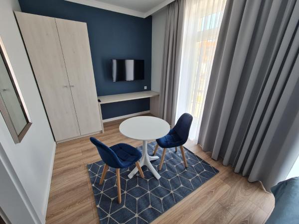 Villa Babette - Ubernachtung, Parkplatz, Kurtaxe, Wifi, Aufraumung - Alles im Preis! : photo 3 de la chambre appartement