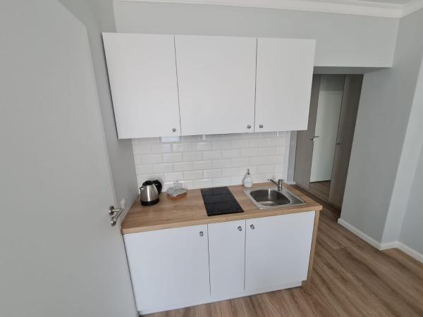 Villa Babette - Ubernachtung, Parkplatz, Kurtaxe, Wifi, Aufraumung - Alles im Preis! : photo 5 de la chambre appartement deluxe