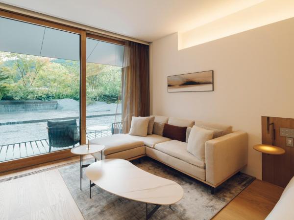 MUNI KYOTO by Onko Chishin : photo 2 de la chambre chambre lit king-size - vue sur jardin