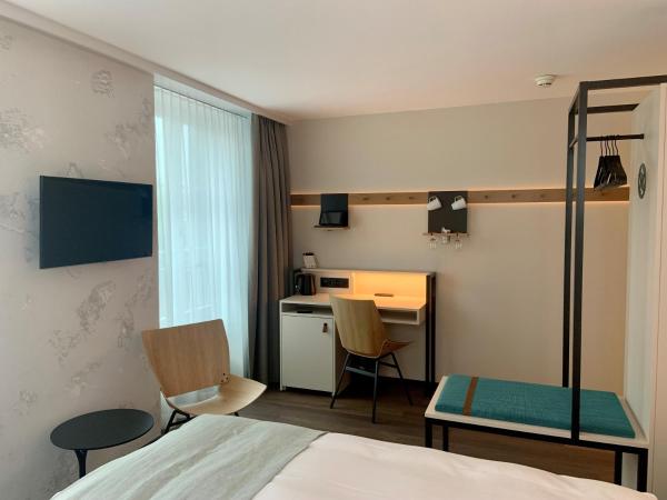 Hotel Interlaken : photo 5 de la chambre chambre moyenne