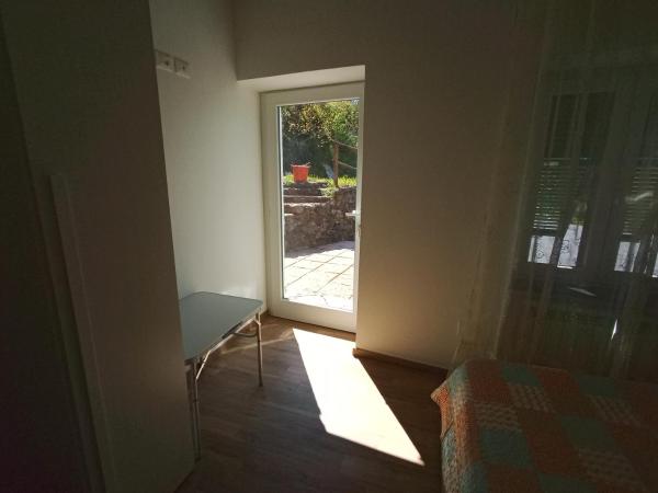 Agriturismo U muinettu : photo 5 de la chambre chambre double avec salle de bains privative