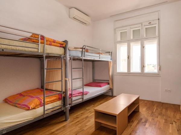 Hostel Split Backpackers : photo 5 de la chambre lit simple dans dortoir mixte