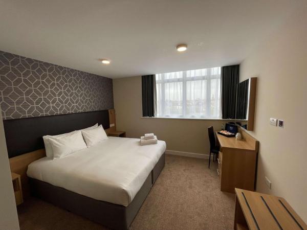 Best Western Northfields Ealing Hotel : photo 4 de la chambre chambre lits jumeaux supérieure avec kitchenette