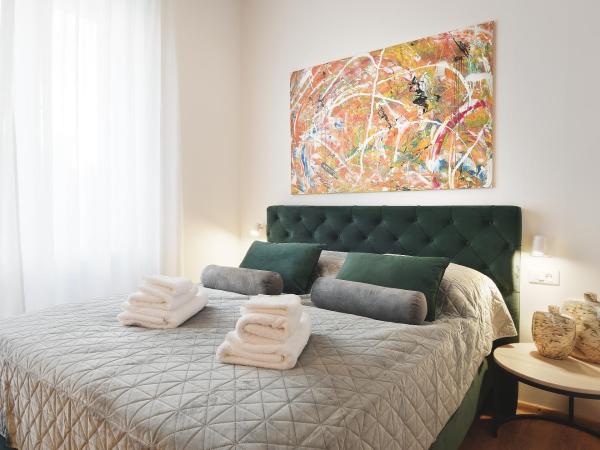 Emi Luxury Apartments : photo 5 de la chambre studio double deluxe