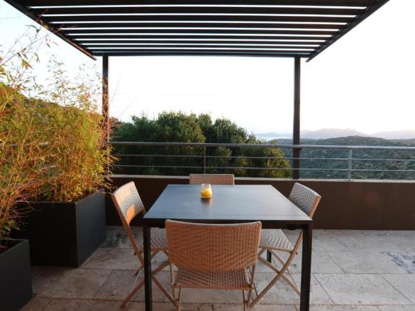 Chambres d'Hôtes Bianca Casa : photo 1 de la chambre chambre lit king-size supérieure