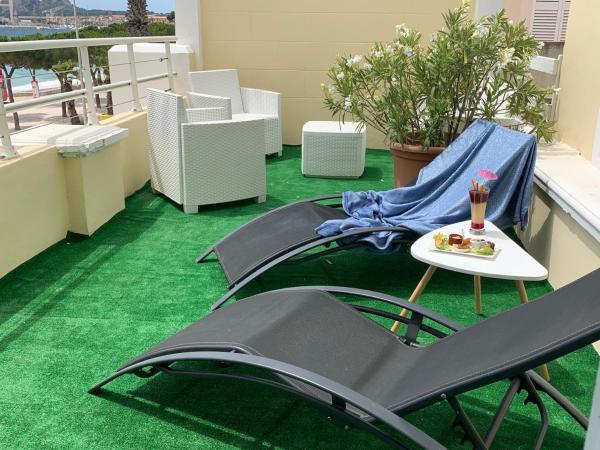 RESIDENCE LE 360 : photo 1 de la chambre suite junior - vue sur mer