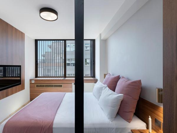 Filopappou Hill Suites by Athens Stay : photo 6 de la chambre appartement deluxe