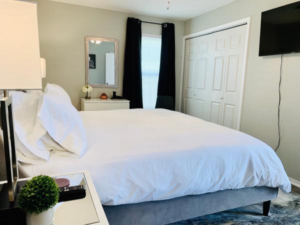 Blue-Door @Maywood - Modern Spaces : photo 6 de la chambre chambre lit king-size