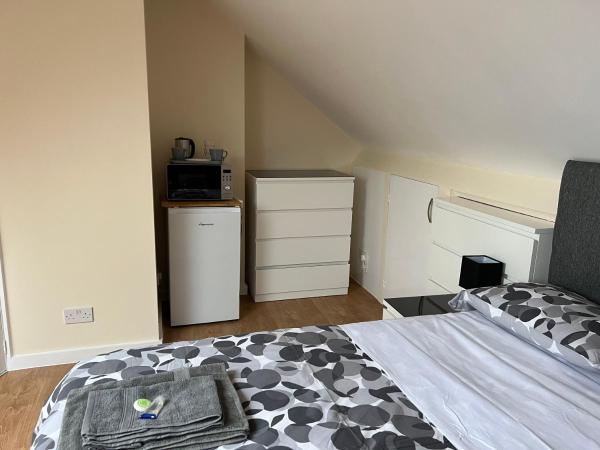 North West Lodge Guest House : photo 7 de la chambre chambre double avec salle de bains privative