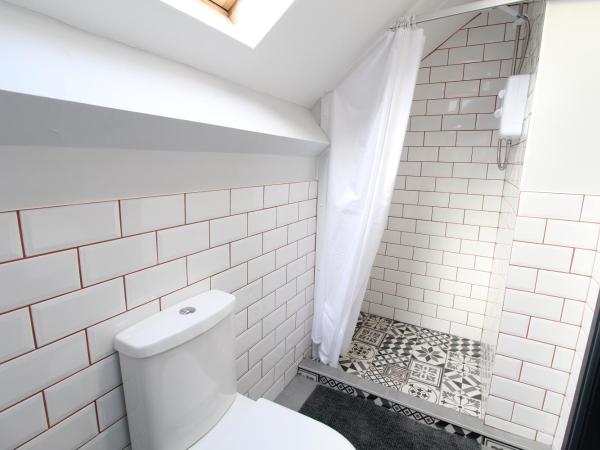 Anfield house : photo 2 de la chambre chambre double avec salle de bains privative
