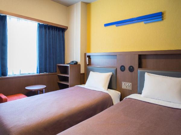 Hotel New Hankyu Osaka : photo 1 de la chambre studio chambre lits jumeaux - non-fumeurs (2 lits)