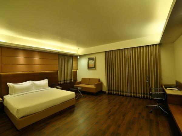 HOTEL G EXPRESS Formerly Known as TGB Express : photo 8 de la chambre premium room with jacuzzi ( locals and unmarried couples are not allowed)