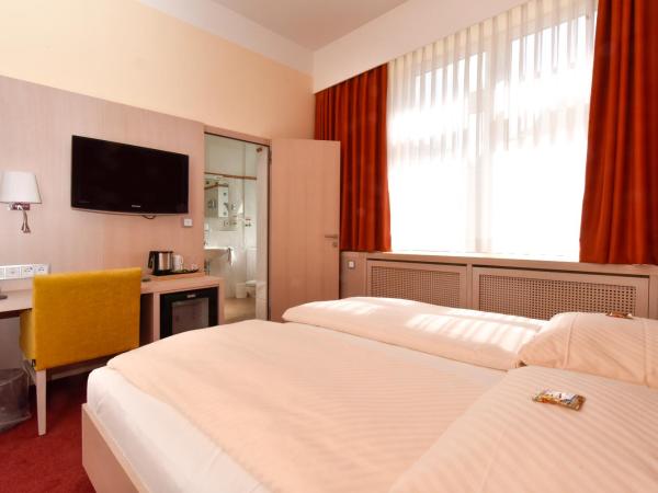 Hotel ADRIA München : photo 2 de la chambre chambre double confort