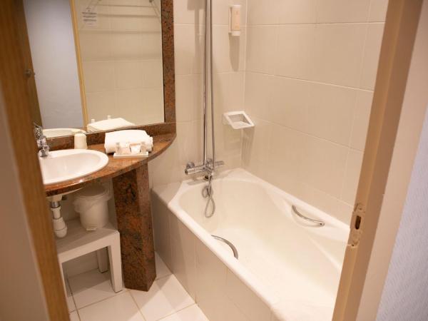 Grand Hôtel Du Lido : photo 7 de la chambre chambre avec salon - vue mer et terrasse