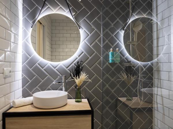 FLORIT FLATS - The Serreria Rooms : photo 10 de la chambre chambre familiale