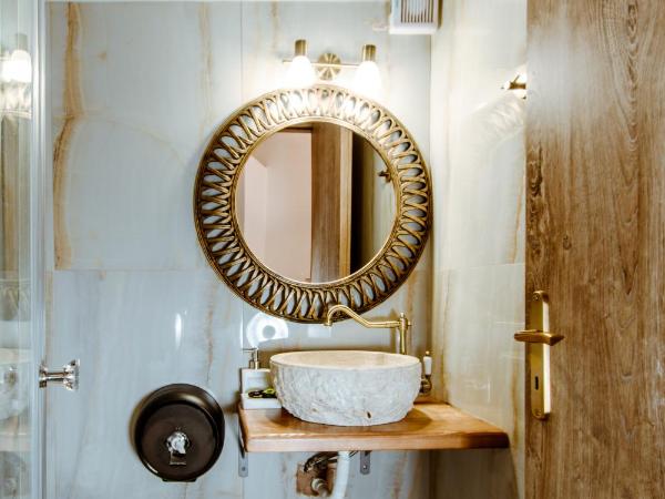 Bozzali Deluxe Hotel : photo 3 de la chambre chambre triple