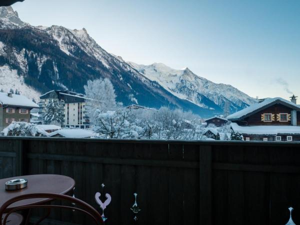 Chalet-Hôtel Hermitage : photo 4 de la chambre chambre supérieure mont-blanc avec accès au spa