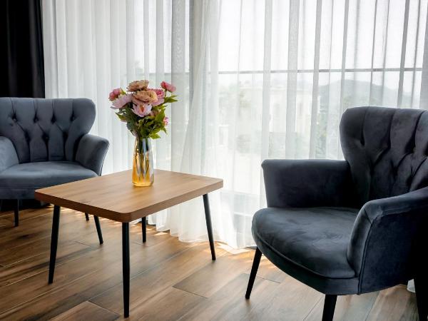 The Rest Port Argento : photo 7 de la chambre chambre triple - vue sur mer