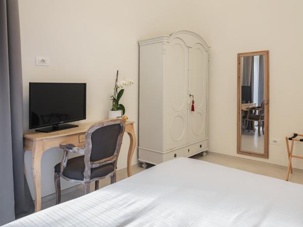 Living u HomeSuites : photo 3 de la chambre suite deluxe