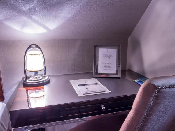 Boutique Hotel Poppenbütteler Hof : photo 3 de la chambre chambre familiale (2 adultes et 2 enfants)