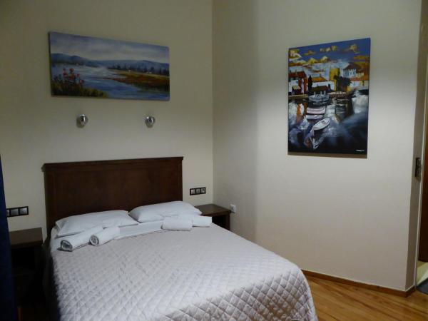 Sea Front Old Town : photo 9 de la chambre chambre double ou lits jumeaux - vue sur vieille ville